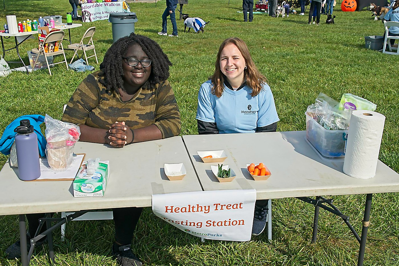 Volunteer at the Healthy Treat Tasting Station at The Howl